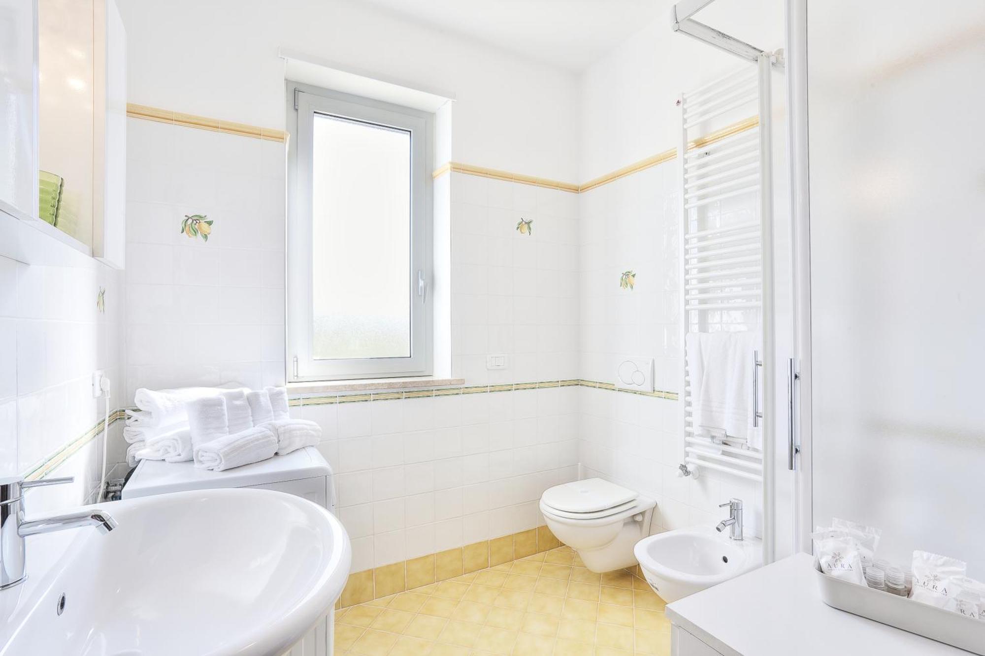 Mazzarosa Residence Roseto Degli Abruzzi Exterior photo