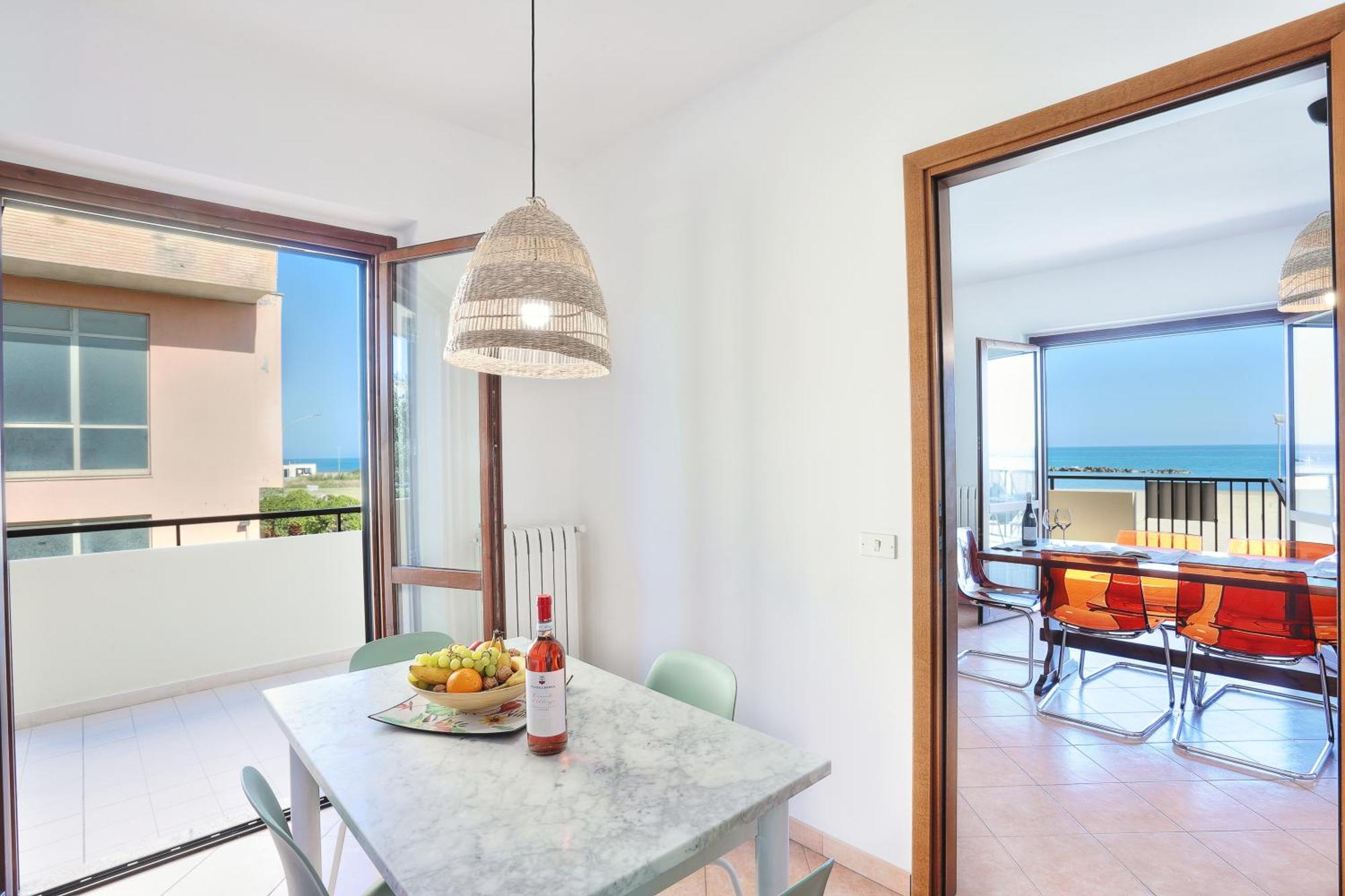 Mazzarosa Residence Roseto Degli Abruzzi Exterior photo