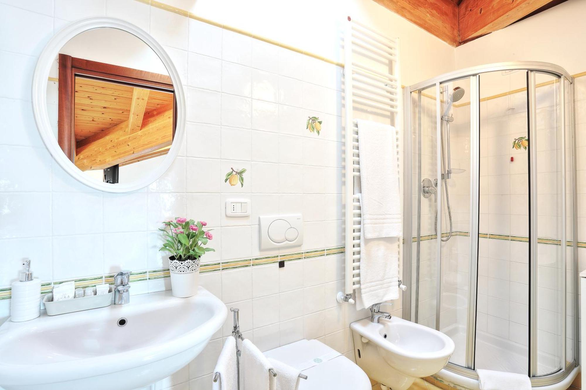 Mazzarosa Residence Roseto Degli Abruzzi Exterior photo